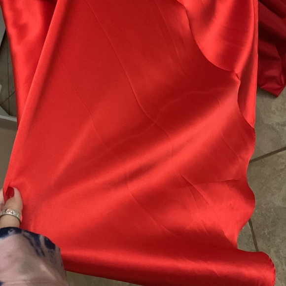 Vintage red gown - Picture 10 of 12